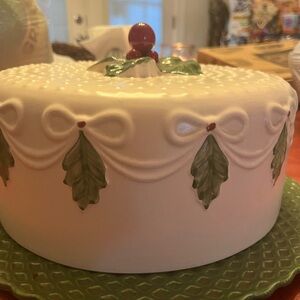 Ceramic Covered Cake Plate